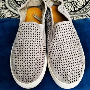 Altard State slip-on gray loafers